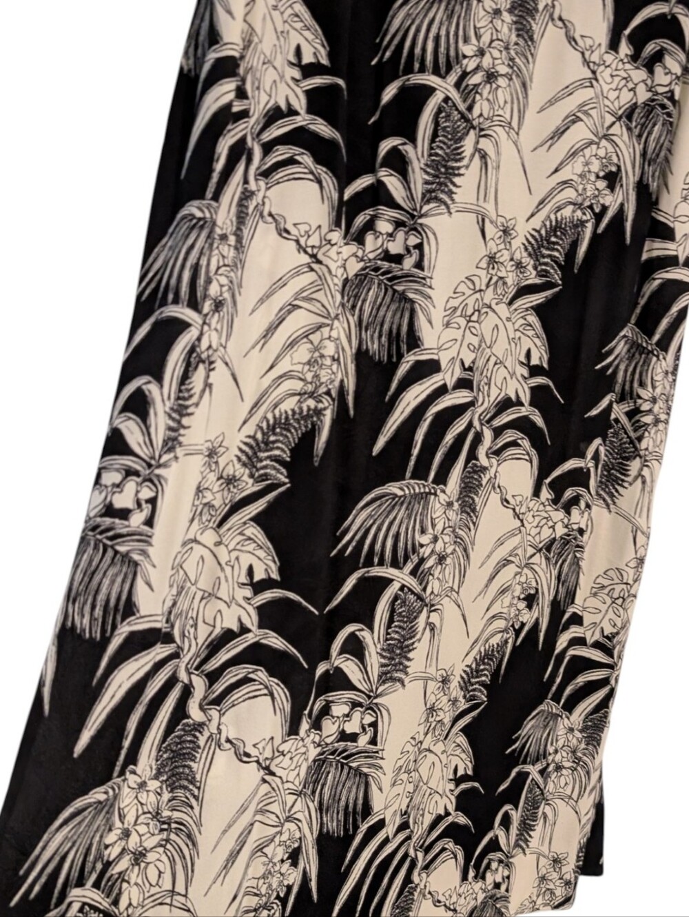 Reformation Boston Slip Dress in Amazon Print - Picture 6 of 12